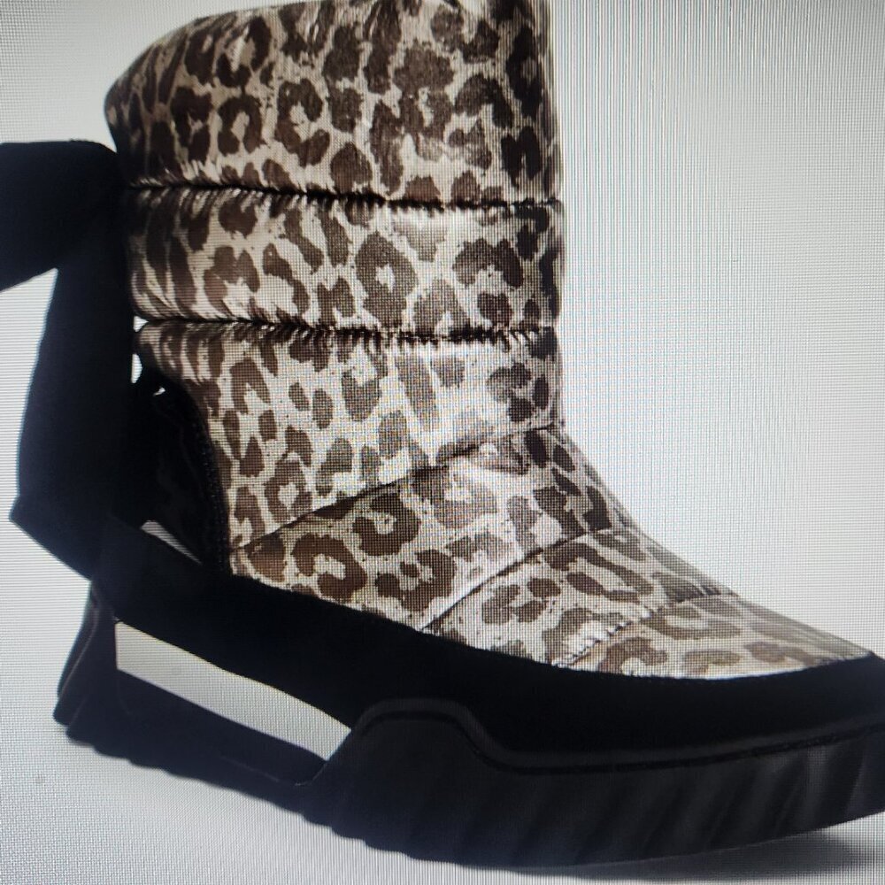 Kate Spade " Frosty" Winter Boots. NIB. Size 6